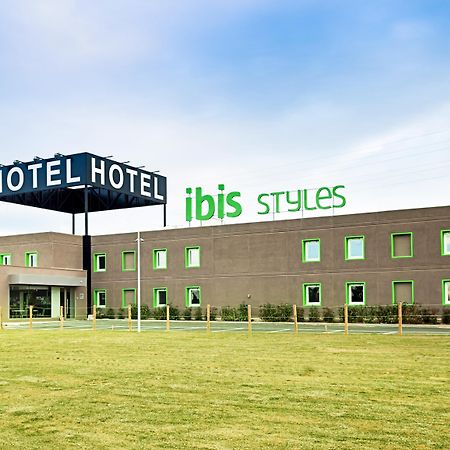 Hotel Ibis Styles Lleida تورّيفارّيرا المظهر الخارجي الصورة
