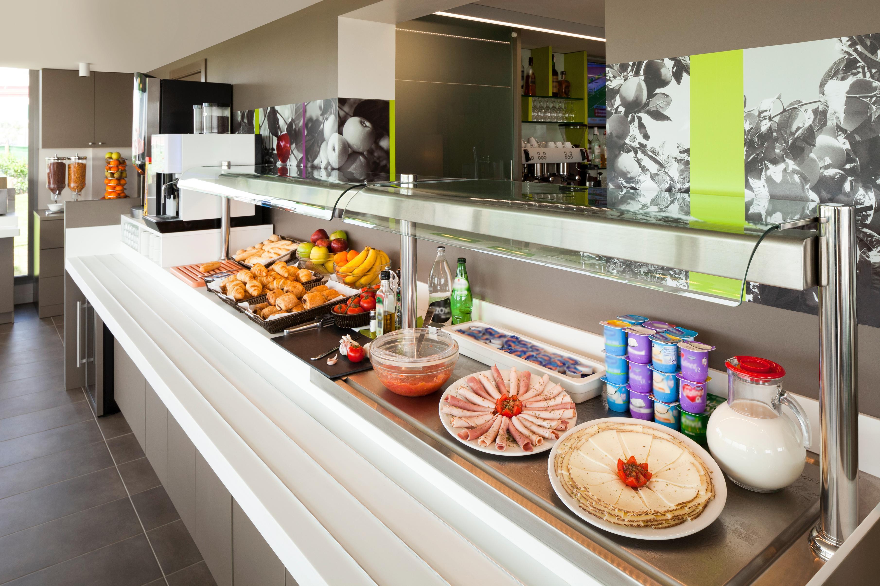 Hotel Ibis Styles Lleida تورّيفارّيرا المظهر الخارجي الصورة
