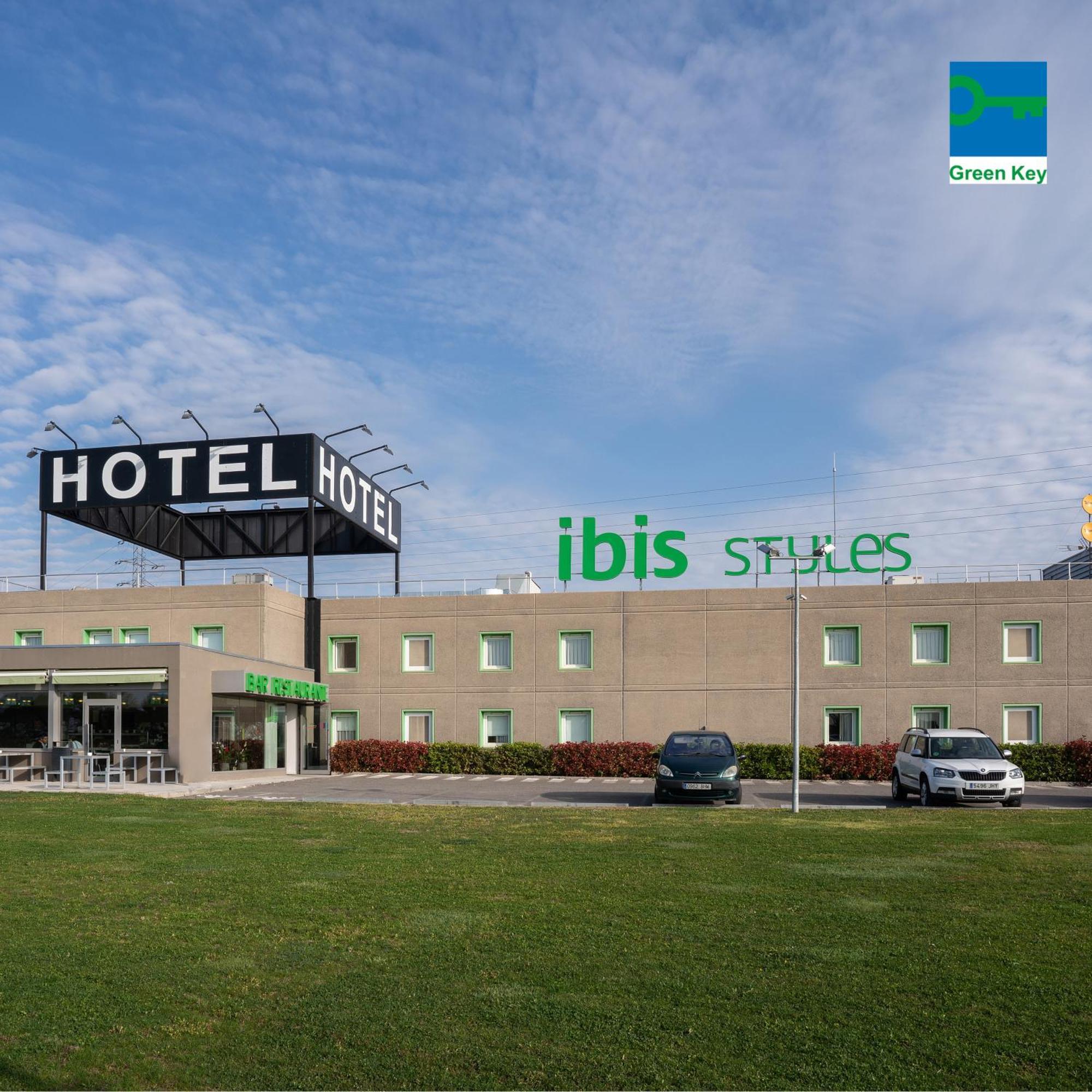 Hotel Ibis Styles Lleida تورّيفارّيرا المظهر الخارجي الصورة
